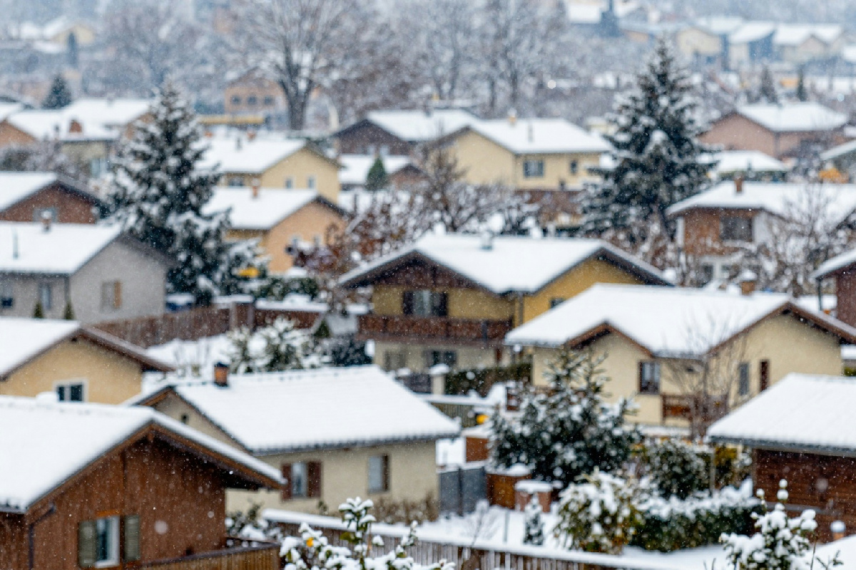 Neve in arrivo: fiocchi previsti anche in pianura, preparati per un dicembre gelido